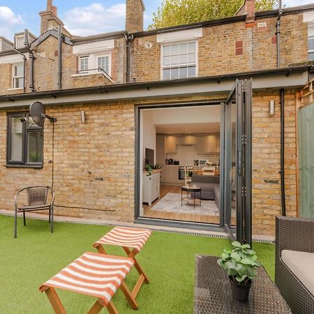 Three-Bedroom Bliss In London Town Dış mekan fotoğraf