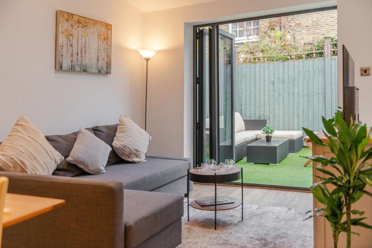Three-Bedroom Bliss In London Town Dış mekan fotoğraf
