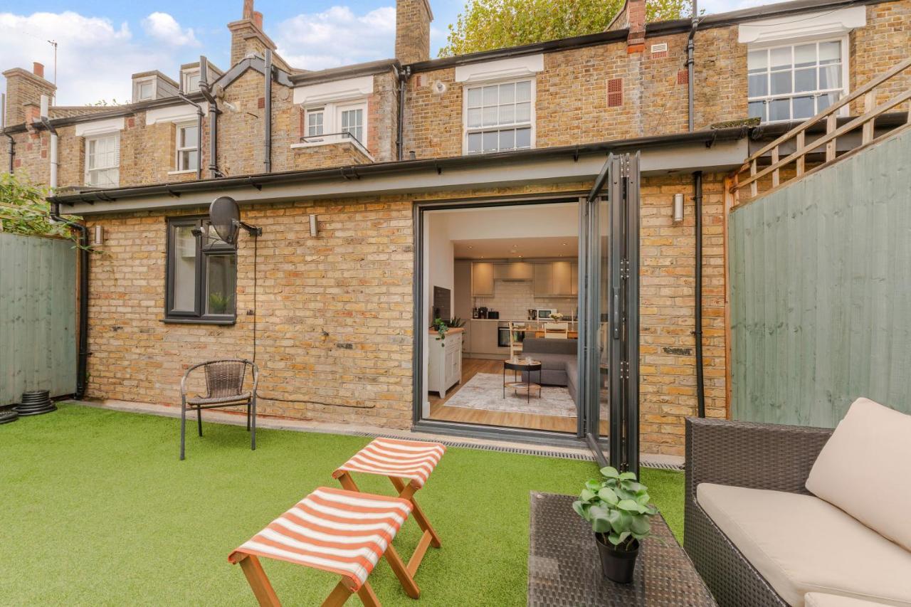 Three-Bedroom Bliss In London Town Dış mekan fotoğraf
